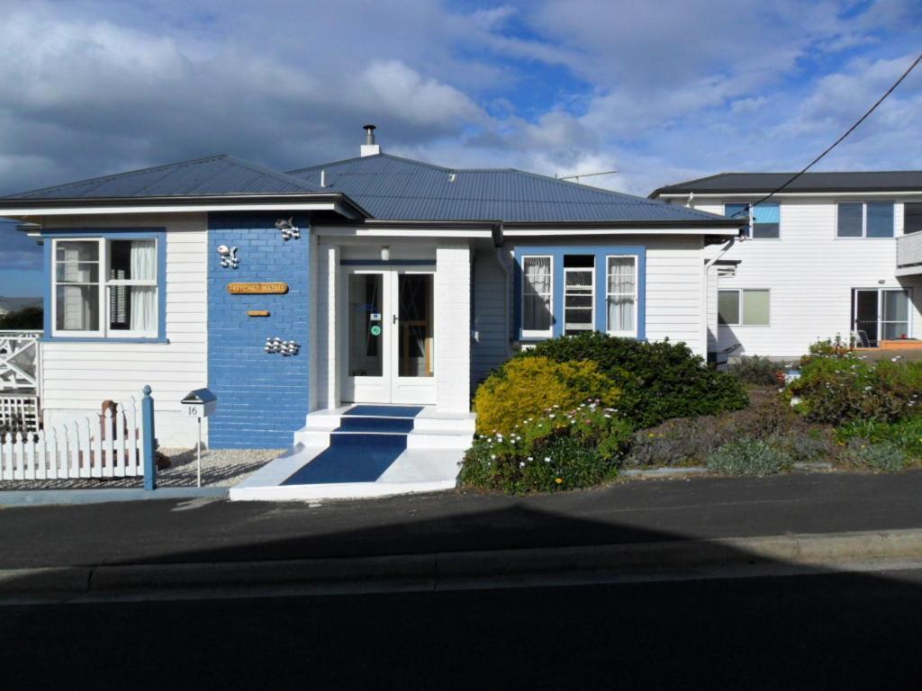 Freycinet Waters Bed & Breakfast 4*