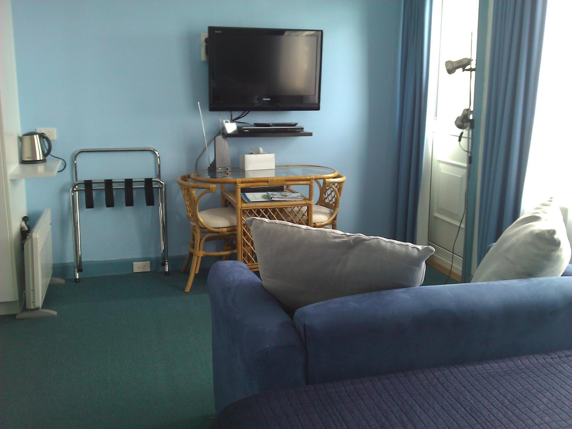 Freycinet Waters Bed & Breakfast