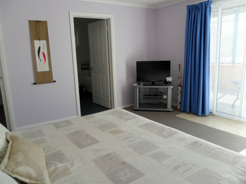 Freycinet Waters Bed & Breakfast